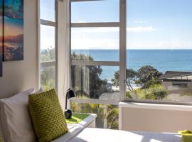 Sea Breeze at the Sands - Onetangi Beach, family hotel in Onetangi