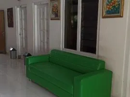 Prayogo Lama Family GH Prawirotaman