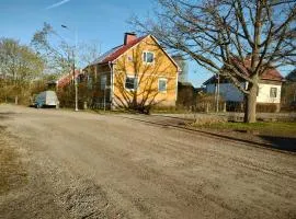 Saunallinen huone omakotitalossa - old wooden house- own sauna