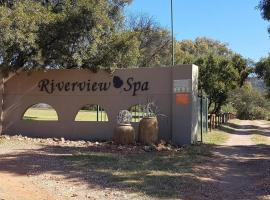 Riverview Spa Bed and Breakfast, cabin in Lanseria