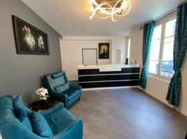 Hôtel Le Home Saint Louis, хотел близо до Летище Toussus Le Noble - TNF, 