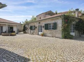 Charming granite cottage in beautiful surroundings