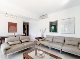 The Central Home by Quokka 360 - Next to Lido di Lugano