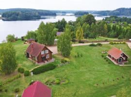 Resort by Nava Lake, country house in Aukštadvaris