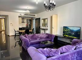 Apartment near Aretaeio Hospital Platform 357, lägenhet i Nicosia
