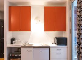 studio d'ALO, Hotel in Clamart