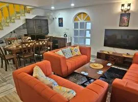 Bungalow Dona Spacious 4BHK in Dona Paula