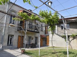 Nadia & Minadora Central Retreat, appartement in Telavi