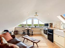 Swn y Môr - 1 Bedroom Cottage - Whitesands, hotel with jacuzzis in St. Davids