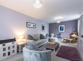 4 Bedroom Detached House Ideal for Families and Corporate Stays in Radcliffe on Trent