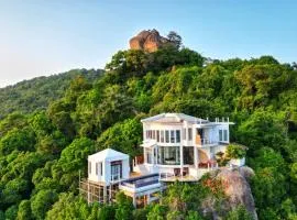 Villa on the Rocks