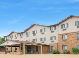 Super 8 by Wyndham St. Clair MO