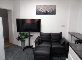 JosteeStay Apartments -Rooms