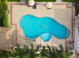 Corbett Fun Resort, отель в городе Рамнагар
