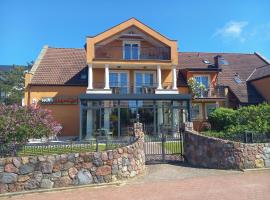 Willa Meander, hotel near Butterfly Museum, Łeba