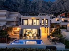 Ferienhaus Komplex - Villa David - Makarska Exklusiv, hotel i Veliko Brdo