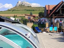 A+S Penzion Podzamok, hotel v destinaci Spišské Podhradie