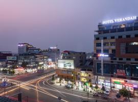 Hotel Verandah, hotell i Itahari