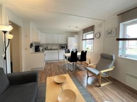 Lassiebyn 10 Entire Apartment with Parking & Kitchen, hotel v destinaci Branas