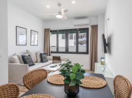 Ventura Next to the beach, khách sạn ở Arona