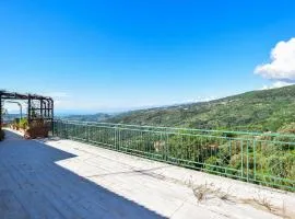 Cozy Apartment In Perdifumo With Wifi