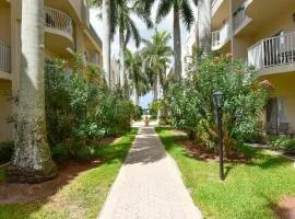 Palm Bay Club By Beachside Management