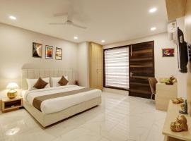 Limewood Stay - Corporate Huda City Centre, ξενοδοχείο σε Γκουργκάον