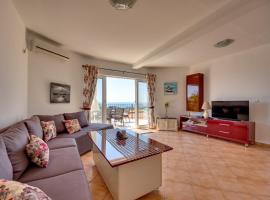 Sun & Sea, hotel in Utjeha