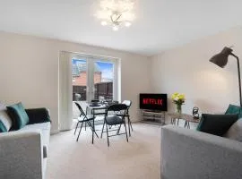 NEW! Stylish 2-Bed Home by Stay With Us, Ideal for Families, Sleeps 4!