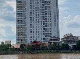 High-class apartment with beautiful river view, departamento en Long Xuyen