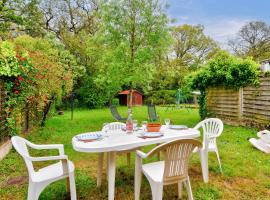 Sejour calme dans une maison avec jardin, cottage in Saint-Maixent-sur-Vie