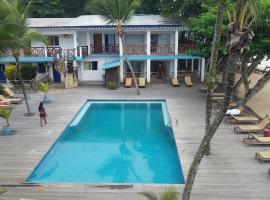 Hôtel du Phare, hotel v destinaci Kribi