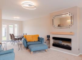 Luxury Recently Renovated 3 Bedroom home in Sandwich Kent, apartment in Sandwich