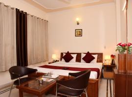 Hotel Gracious: Gurgaon şehrinde bir otel