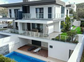 Çeşmede sakin lüks havuzlu villa、チェシメの別荘