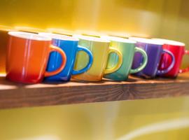 Central Apartments - Derelict, hotel in Blairgowrie