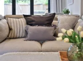 Cotswold Luxury Coach House - ideal for couples, w/ EV charging