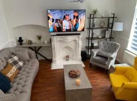 Peeams abode