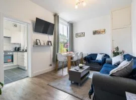 Modern 3 bedroom apartment in Wimbeldon Park