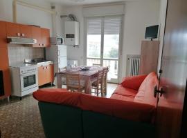 Appartamento dei Pavoni, מלון בפונטה מרינה