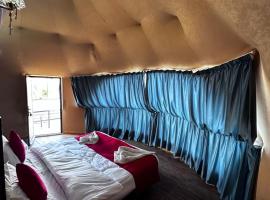 Albasha camp مخيم الباشا, luxury tent in Wadi Rum
