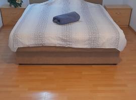 Hari 3 Ivanica, hotel in Ivanica