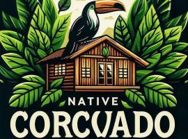 드레이크에 위치한 호텔 Nativos Corcovado cabins