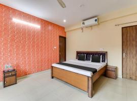 OYO Simran Guest House, hotel a Dehradun