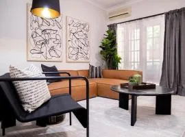 Stunning Northbridge Townhouse W Off St Parking