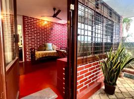 Varma's Brick Home, holiday home sa Manipala