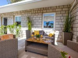 Villa Marica Tiny House in Krk city centre、クルクのタイニーハウス