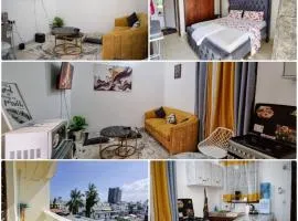 Gee's Hidden Gem Apartment in Mombasa CBD - Parking
