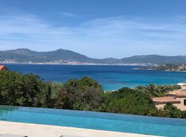 VILLA RIVOLI vue mer et piscine, hotel v destinaci Pietrosella