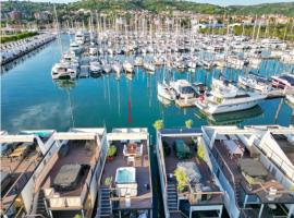 Floating Sea house MIRAMARE – hotel w Portorožu